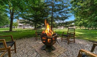 8150 Country Pine Dr SE, Alto, MI 49302