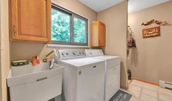 429 Edgewater, Algonac, MI 48001