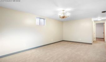 870 Hemlock Way, Broomfield, CO 80020