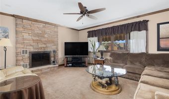 11 Renfrew Ave, Middletown, RI 02842