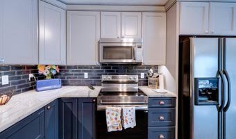 30117 Shady Oak Dr, Arkansas City, KS 67005