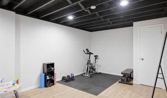 602 NW Greenwood St, Ankeny, IA 50023