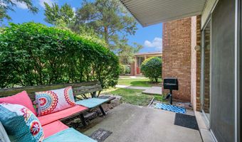 1209 Island Dr 102, Ann Arbor, MI 48105