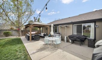 522 Sugarloaf Dr, Dayton, NV 89403