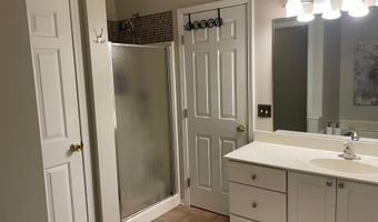 2329 Woodridge Dr Dr, Adrian, MI 49221