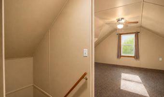 90 Clizbe Ave, Amsterdam, NY 12010