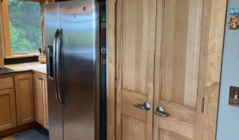 335 Valley View Dr, Addison, VT 05491