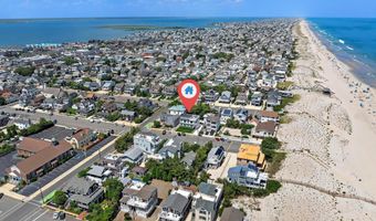 27 THIRD St, Beach Haven, NJ 08008