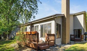 271 N McClellan St 105, Auburn, IN 46706