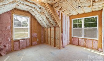 1607 Freemont Dr, Alexis, NC 28006