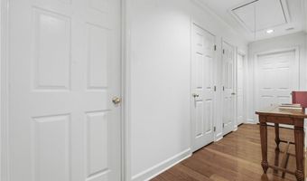 965 Knoll Crest Ct, Alpharetta, GA 30004