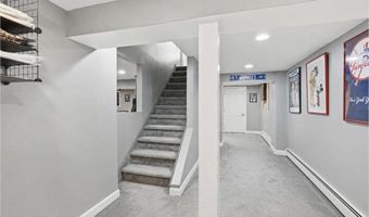 482 CLIFTON Ave, Bayville, NJ 08721