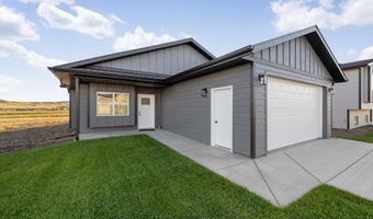 905 Bennington Dr, Box Elder, SD 57719
