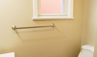 72 W 12TH St 2, Bayonne, NJ 07002