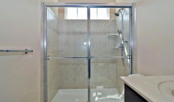 3 Battery Ct, Barnegat, NJ 08005