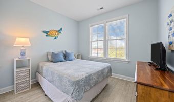 115 E Bogue Blvd, Atlantic Beach, NC 28512