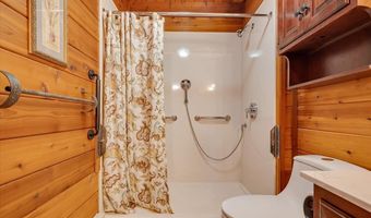 141 LONGVIEW Dr, Saylorsburg, PA 18353