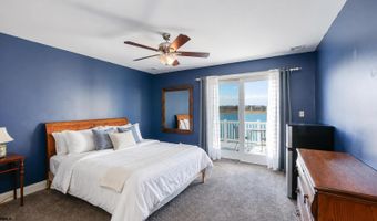 2070 W Riverside Dr, Atlantic City, NJ 08401