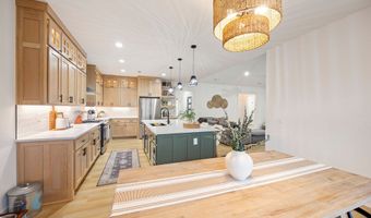 34 S Cheshnut Dr, Bella Vista, AR 72714