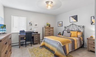 132 Hoffman Ave 116, Cranston, RI 02920