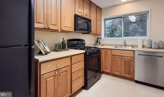 10655 MONTROSE Ave 103, Bethesda, MD 20814