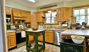 3192 New Milford Rd, Atwater, OH 44201