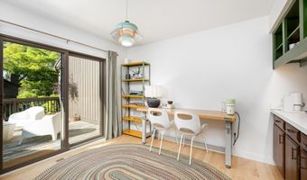 12 Haverhill Ct, Ann Arbor, MI 48105
