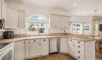 2320 Windsor Dr, Blackfoot, ID 83221