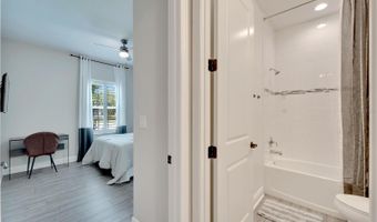 5611 MADRIGAL Way, Apollo Beach, FL 33572