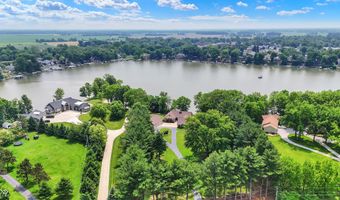 22 Point Ln, Arcadia, IN 46030