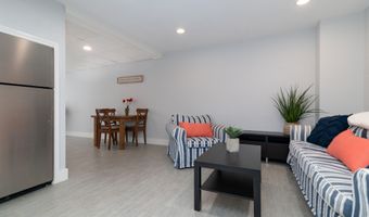 22 Harbor Hill Dr 22, Bourne, MA 02532