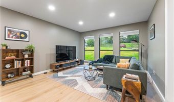 1703 Kimberly Pl, Bentonville, AR 72712