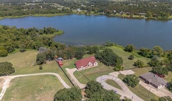 1701 W Lake Shore Dr, Alvarado, TX 76009