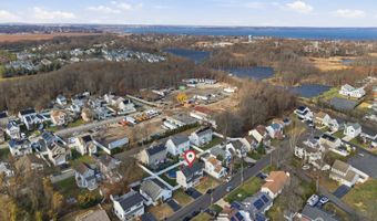 198 Arlington Ave, Aberdeen, NJ 07721