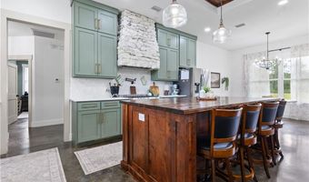 1100 Foxtrap Rd, Axis, AL 36505