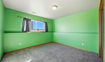 524 Freude Ln, Box Elder, SD 57719