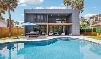 248 11TH St, Atlantic Beach, FL 32233