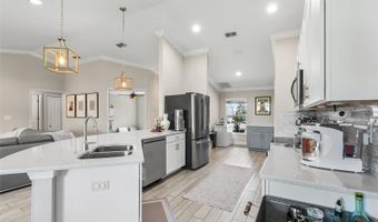 444 LAKE VIEW Way, Auburndale, FL 33823