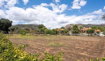 450 SUMMERHILL Ct, Alpine, CA 91901