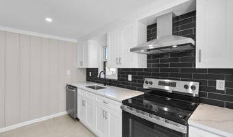 3 Marion St, Bristol, CT 06010