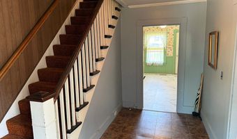20-24 Church St, Barre, MA 01074