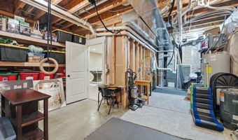 6264 Deer Hollow Rd, Auburn, IN 46706