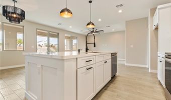 2085 Shadow Canyon Dr, Bullhead City, AZ 86442