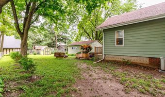 1236 Orchard Dr, Ames, IA 50010