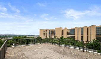 1300 ARMY NAVY Dr 816, Arlington, VA 22202