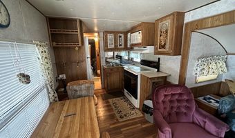 8 E St, Cascade, ID 83611