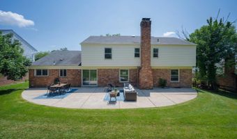 11124 HUNT CLUB Dr, Potomac, MD 20854