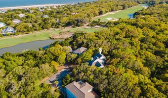 8 Racerunner Ct, Bald Head Island, NC 28461