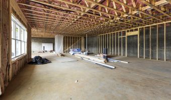 473 Masters Ln, Bean Station, TN 37708