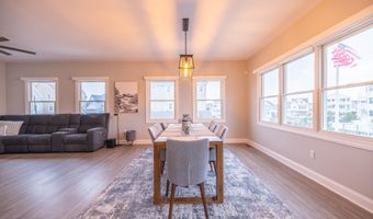 240 Fernwood Dr, Bayville, NJ 08721